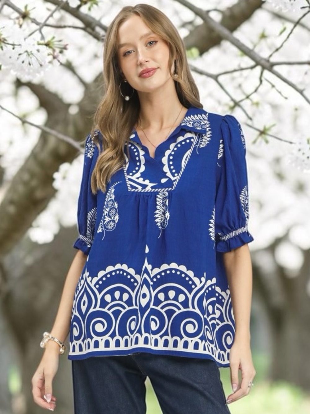 NEW Umgee Printed Blue Floral Puff Sleeve Split Neck Top